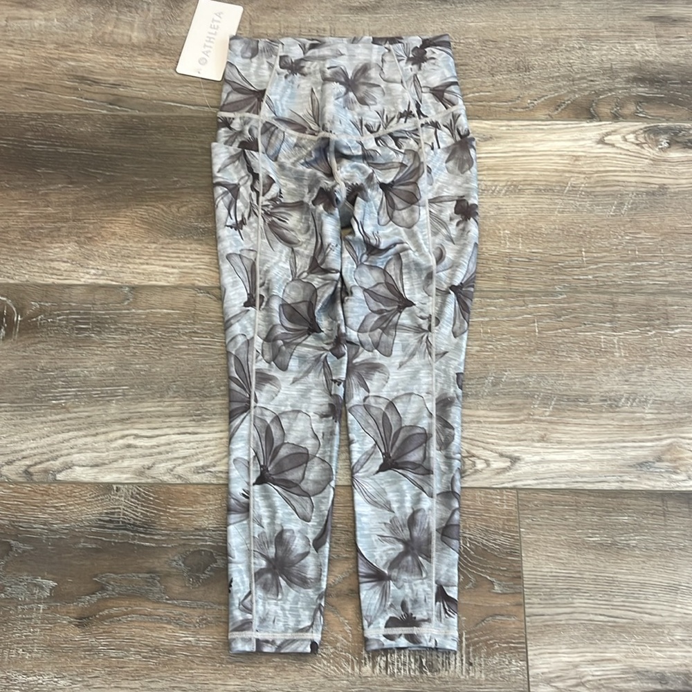 Athleta 7/8 leggings NWT size XSP - Picture 3 of 3